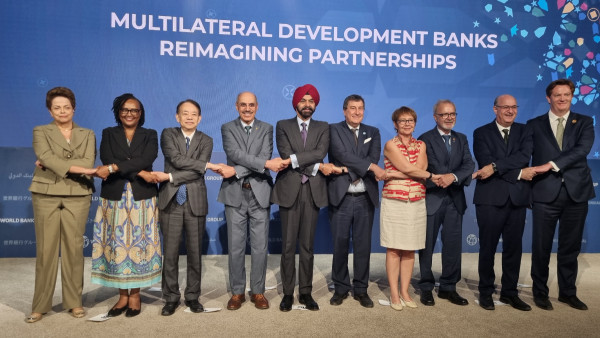 Mnohostranné rozvojové banky slibují silnější finanční kapacitu na výročních zasedáních MMF/SB
