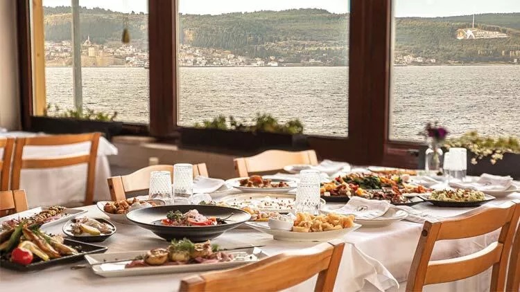 Restaurace Yalova, Canakkale