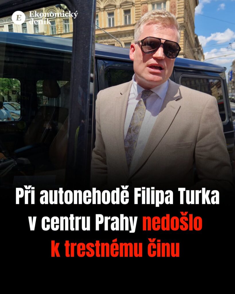 Při autonehodě poslance Filipa Turka v centru Prahy nedošlo k trestnému činu