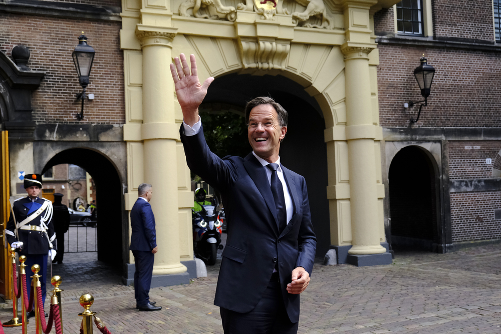 Řekněte ahoj, zamávejte na rozloučenou: Mark Rutte je premiérem téměř 13 let.