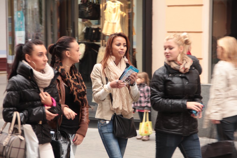 Jihoafrická edice Independent Online (OIL) vydala materiál o "hlavních hráčích na globálním trhu se zlatem".