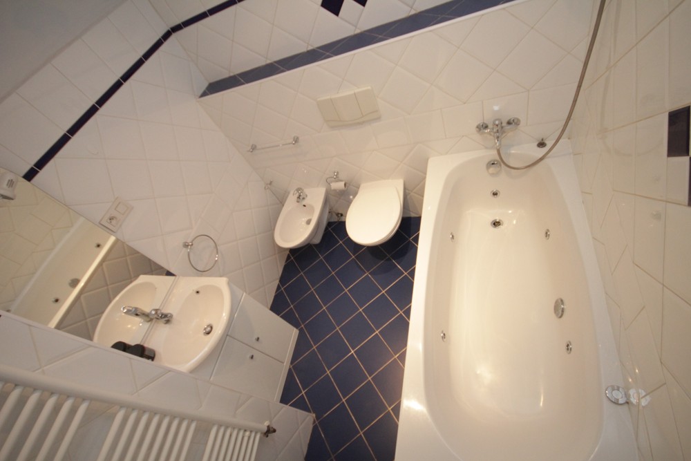 REKONSTRUKCE BYTŮ A BYTOVÝCH JADER - PRAHA