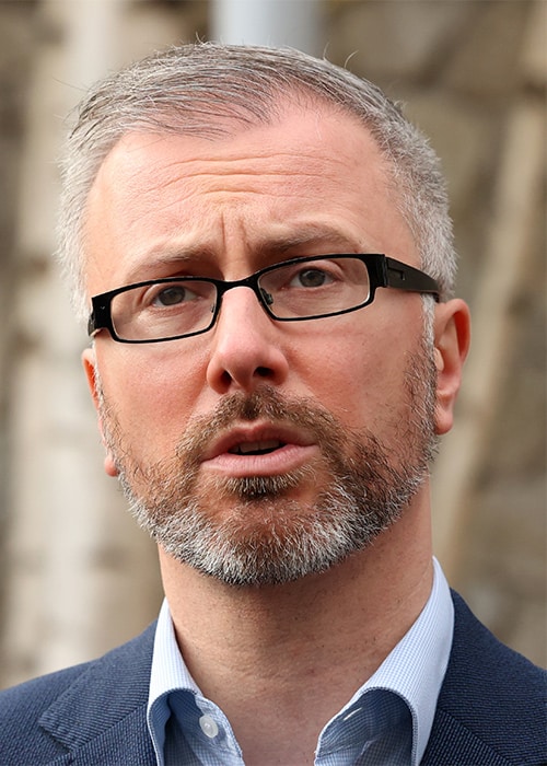Irský ministr pro integraci Roderic O'Gorman uvedl, že azylové centrum Citywest bude naplněno „během dnů“ a že bude pravděpodobně na týdny uzavřeno pro nově příchozí.